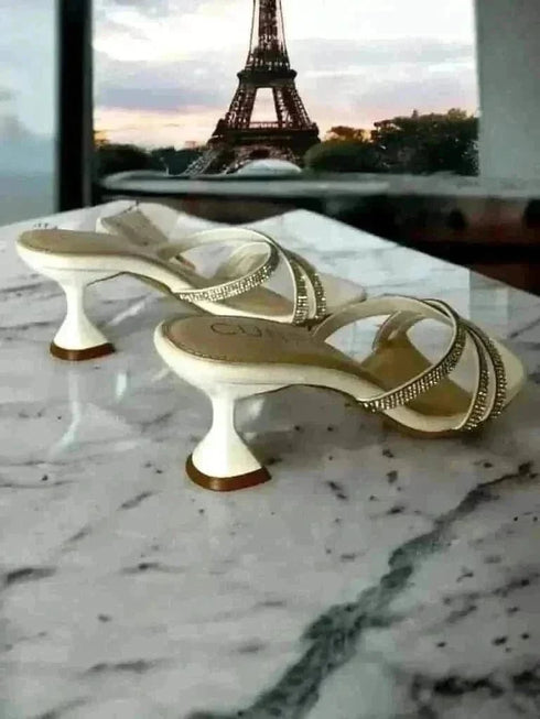Sassy White Heels - cunei